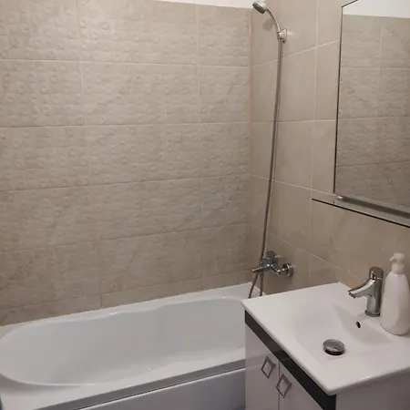 Luxury 2 Free Parking Air Conditioning Espresso Netflix Superb Modern Bright View Balcony Self Check In Militari Bucureşti
