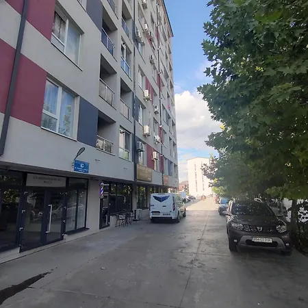 Luxury 2 Free Parking Air Conditioning Espresso Netflix Superb Modern Bright View Balcony Self Check In Militari