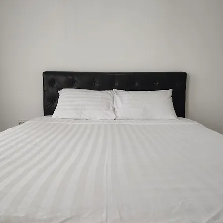 公寓 Luxury Modern Free Parking Air Conditioning Netflix Superb Bright View Balcony Self Check In Militari *