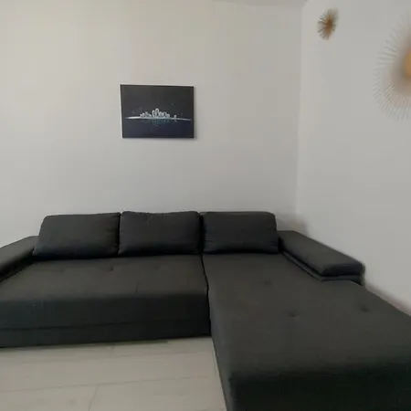 Luxury Modern Free Parking Air Conditioning Netflix Superb Bright View Balcony Self Check In Militari 公寓 布加勒斯特
